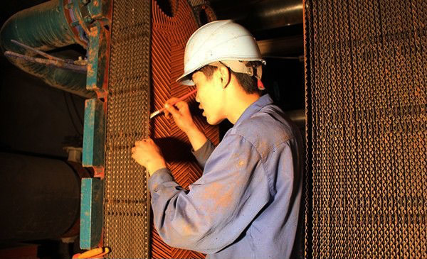 板式換熱器出現(xiàn)外漏、串液故障的維修方法